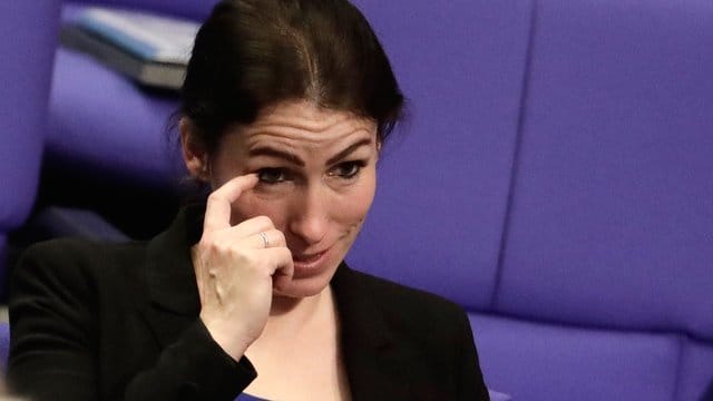 Durchgefallen: Die AfD-Kandidatin für die Bundestagsvizepräsidentschaft, Mariana Iris Harder-Kühnel. Durchgefallen: Die AfD-Kandidatin für die Bundestagsvizepräsidentschaft, Mariana Iris Harder-Kühnel.