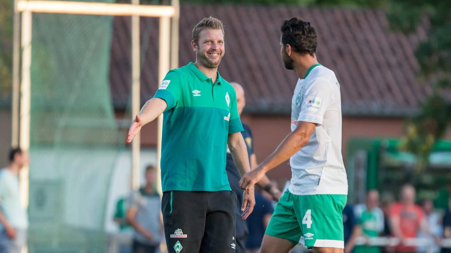 Duo: Pizarro (r.) schwärmt von Trainer Florian Kohfeldt.