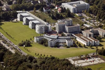 Der Bereich der Psychologie ist nun eine eigenständige Fakultät an der Fernuni Hagen.
