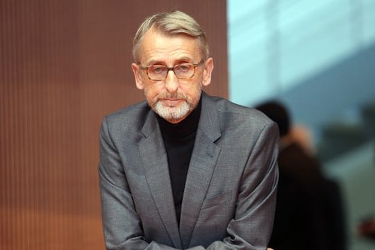 Armin Schuster hatte für schärfere Kontrollen an den Grenzen plädiert.