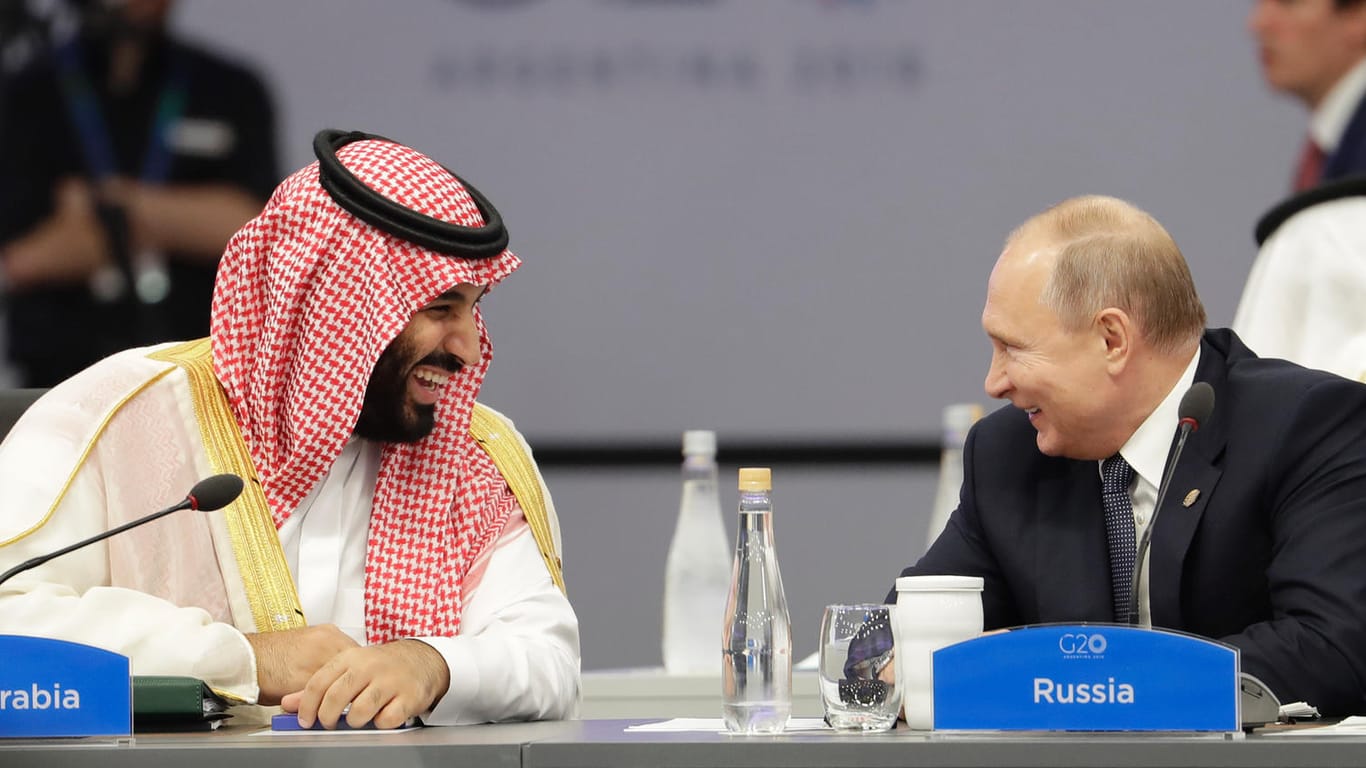 Haben offenbar einen gemeinsamen Humor: Kronprinz bin Salman und Präsident Putin.