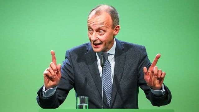 Friedrich Merz spricht auf dem Landesparteitag der sächsischen CDU in Leipzig. Friedrich Merz spricht auf dem Landesparteitag der sächsischen CDU in Leipzig.