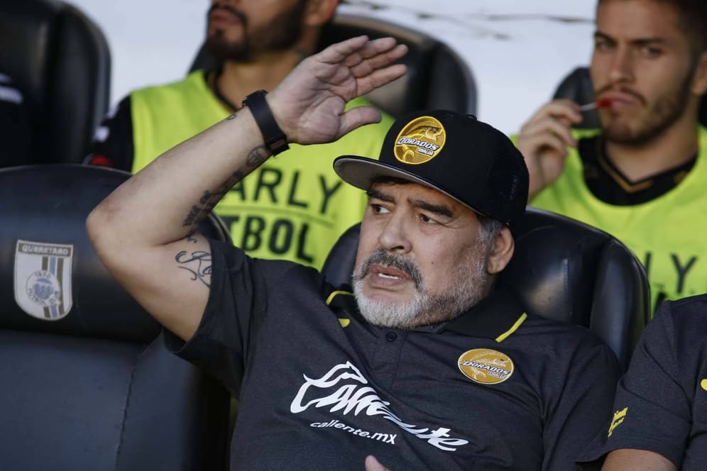 Sauer: Diego Maradona hat als Trainer des mexikanischen Zweitligisten Dorados de Sinaloa den angestrebten Aufstieg verpasst.