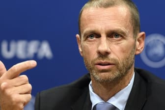 UEFA-Präsident Aleksander Ceferin macht Bundestrainer Löw Hoffnung auf attraktivere Testspielgegner.