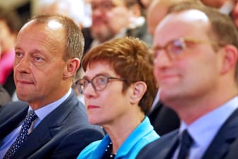 Auf der Regionalkonferenz der CDU in Seebach/Thüringen: Jens Spahn, Friedrich Merz und Annegret Kramp-Karrenbauer