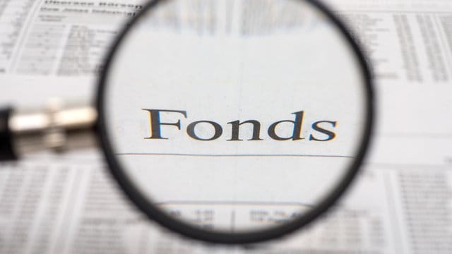 Meist sind die von Fondgesellschaften verwalteten Geldanlagen als Sondervermögen von der Bilanz der Gesellschaft getrennt, dies macht sie insolvenzsicher. Meist sind die von Fondgesellschaften verwalteten Geldanlagen als Sondervermögen von der Bilanz der Gesellschaft getrennt, dies macht sie insolvenzsicher.