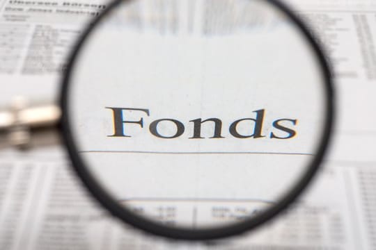 Meist sind die von Fondgesellschaften verwalteten Geldanlagen als Sondervermögen von der Bilanz der Gesellschaft getrennt, dies macht sie insolvenzsicher. Meist sind die von Fondgesellschaften verwalteten Geldanlagen als Sondervermögen von der Bilanz der Gesellschaft getrennt, dies macht sie insolvenzsicher.