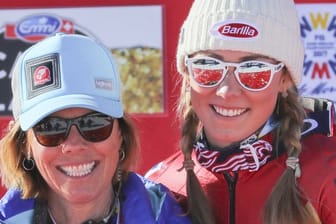 Ein gutes Team: Mikaela Shiffrin (r) und ihre Mutter Eileen.