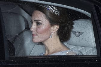 Herzogin Kate: Zum Diplomatenempfang kam Herzogin Kate in einem bezaubernden Outfit.