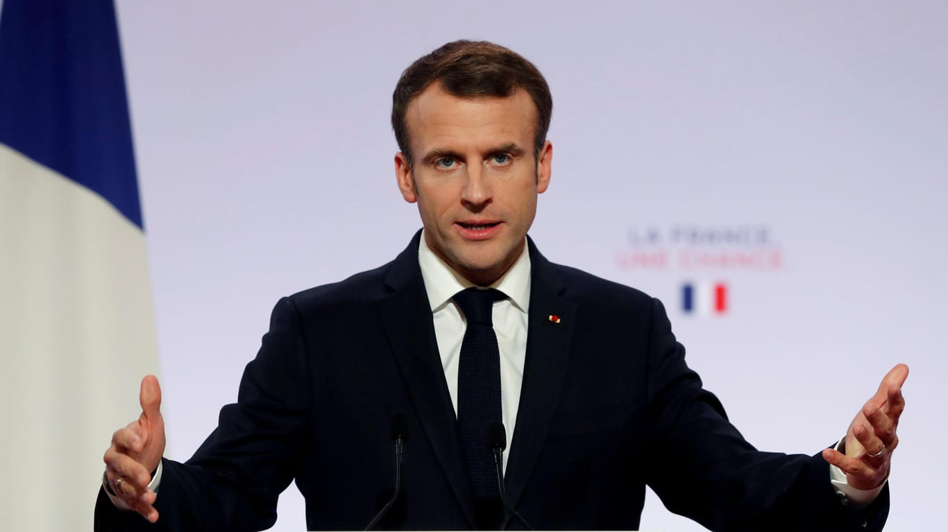 Emmanuel Macron: Die französische Regierung bemüht sich weiter um eine Entspannung im Konflikt mit der "Gelbwesten"-Protestbewegung.