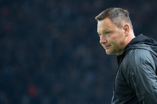 Berlins Trainer Pal Dardai will auch im Spiel gegen Eintracht Frankfurt auf eine Doppelspitze setzen.