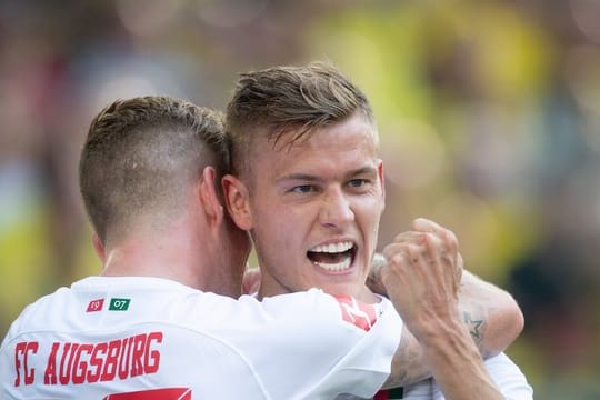 Glänzte bei seinen Einsätzen für den FC Augsburg mit Toren: Alfred Finnbogason (r).