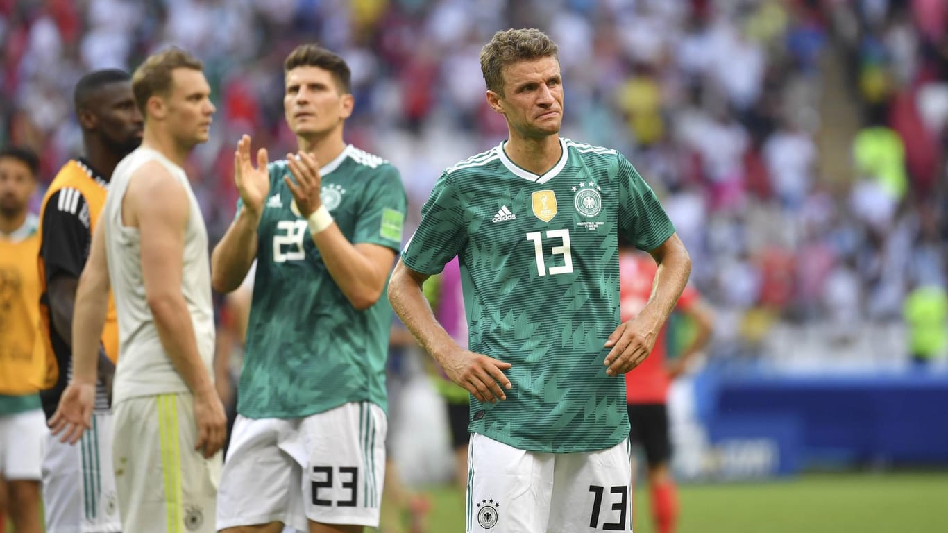 Der bittere Moment des Ausscheidens: Thomas Müller und Mitspieler nach dem 0:2 gegen Südkorea.