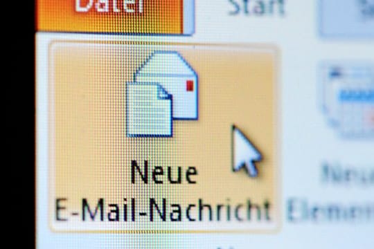 Daten sollen nur dann direkt bei den Providern abgefragt werden können, wenn sich die Ermittlungen auf schwere Straftaten beziehen.