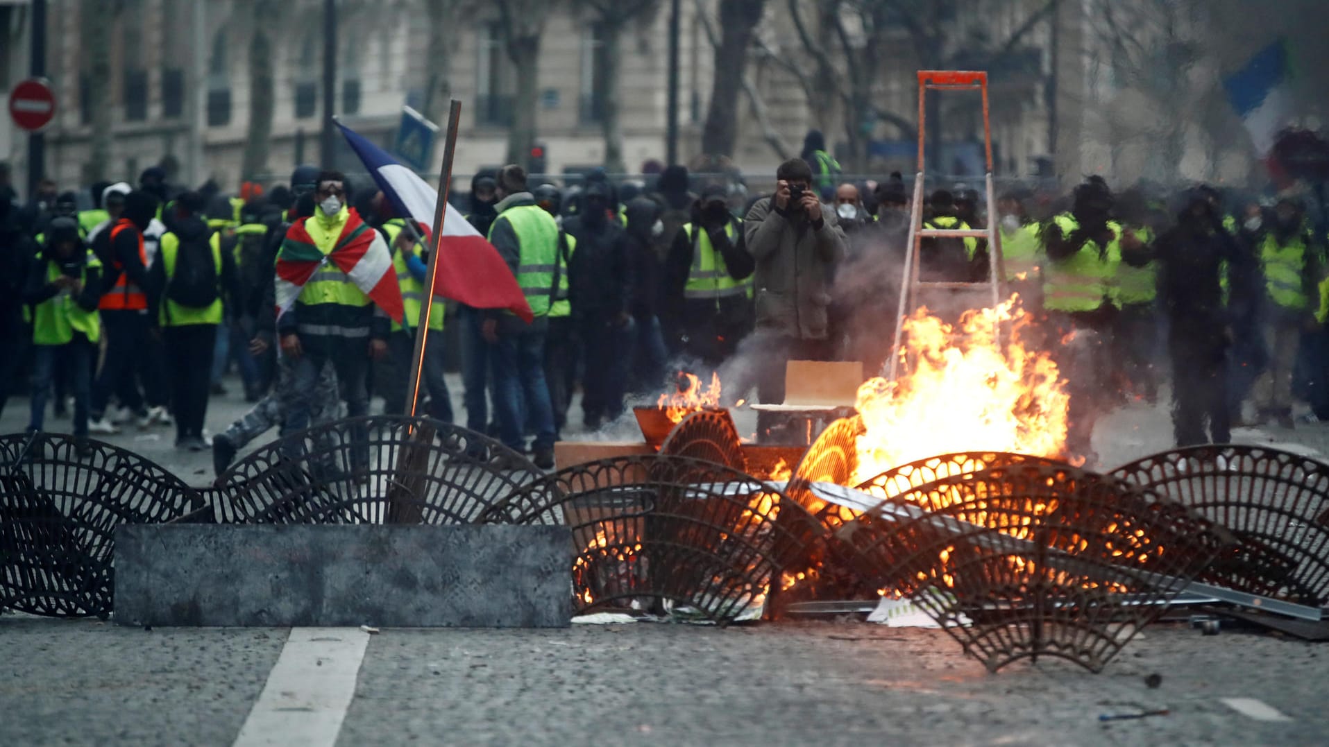 "Gelbwesten" in Paris: Die Proteste richten sich gegen die Reformpolitik von Präsident Emmanuel Macron.