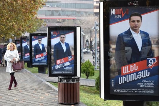 Das kleine und arme Armenien mit knapp drei Millionen Einwohnern befindet sich in politisch instabiler Lage.