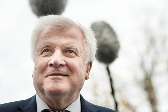 Bundesinnenminister Horst Seehofer Mitte November bei einem Besuch im sächsischen Bautzen.