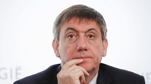 Innenminister Jan Jambon (N-VA) und seine Partei verlassen die belgische Regierungskoalition. Innenminister Jan Jambon (N-VA) und seine Partei verlassen die belgische Regierungskoalition.