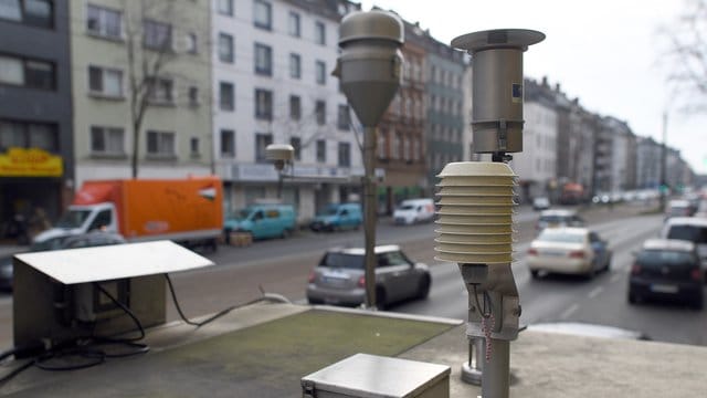 Die Umwelthilfe hat vor Gerichten in mehreren deutschen Städten Fahrverbote für ältere Diesel-Fahrzeuge erstritten.