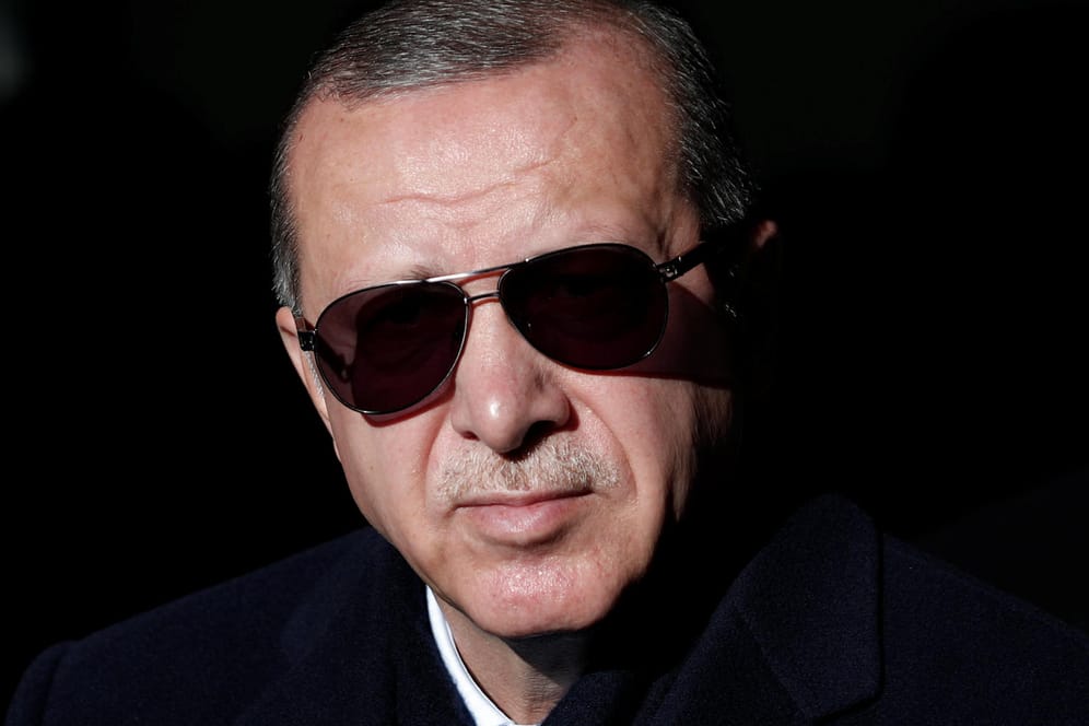 Recep Tayyip Erdogan: Die Türkei fordert die Auslieferung zweier hochrangiger saudi-arabischer Beamte.