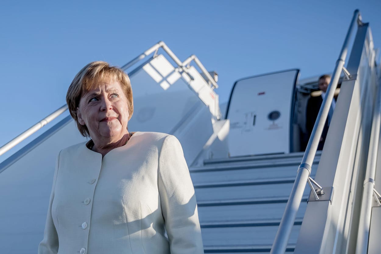 Merkel bei der Landung in Marrakesch.