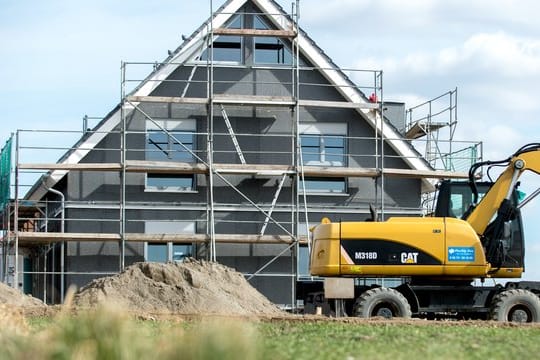 Egal ob Neubau oder Sanierung: Der Staat fördert Immobilieneigentümer mit zahlreichen Porgrammen.