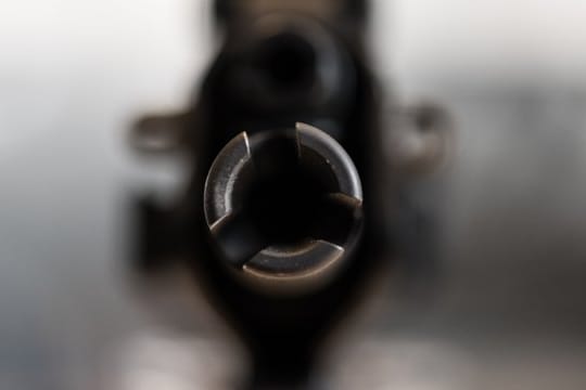 Die 24 Rüstungsunternehmen in Westeuropa beherrschen knapp ein Viertel des Marktes.
