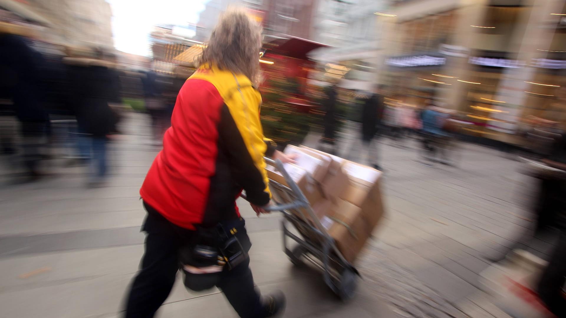 Paketzustellerin der DHL: Erschreckende Testergebnisse