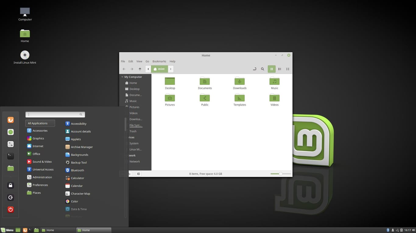 Desktop von Linux Mint: Das Betriebssystem ähnelt vom Design Windows 10.