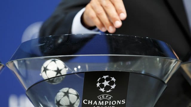 Die Auslosung für das Champions-League-Achtelfinale findet am Montag statt. Die Auslosung für das Champions-League-Achtelfinale findet am Montag statt.