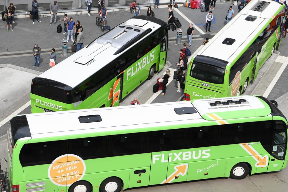 Busunternehmen Flixbus: Kunden können bei der Buchung von Busreisen die Zahlungsoption Paypal auswählen.