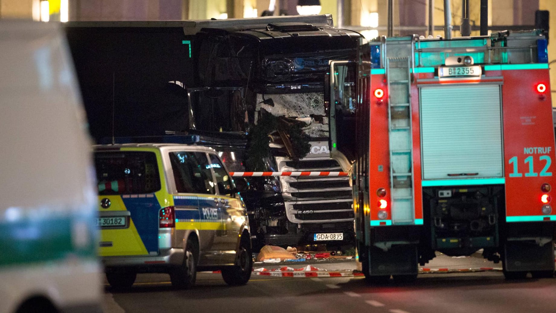 Der Tatort am Berliner Breitscheidplatz am 19. Dezember 2016: Anis Amri fuhr mit einem LKW auf den Weihnachtsmarkt und tötete sechs Menschen.