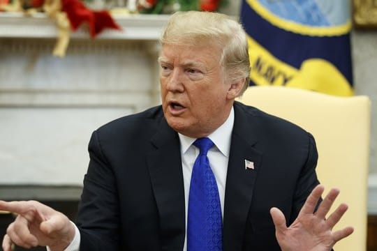 "Ich habe Michael Cohen nie angewiesen, gegen das Gesetz zu verstoßen", schrieb Trump auf Twitter und dementiert damit jegliches Fehlverhalten.