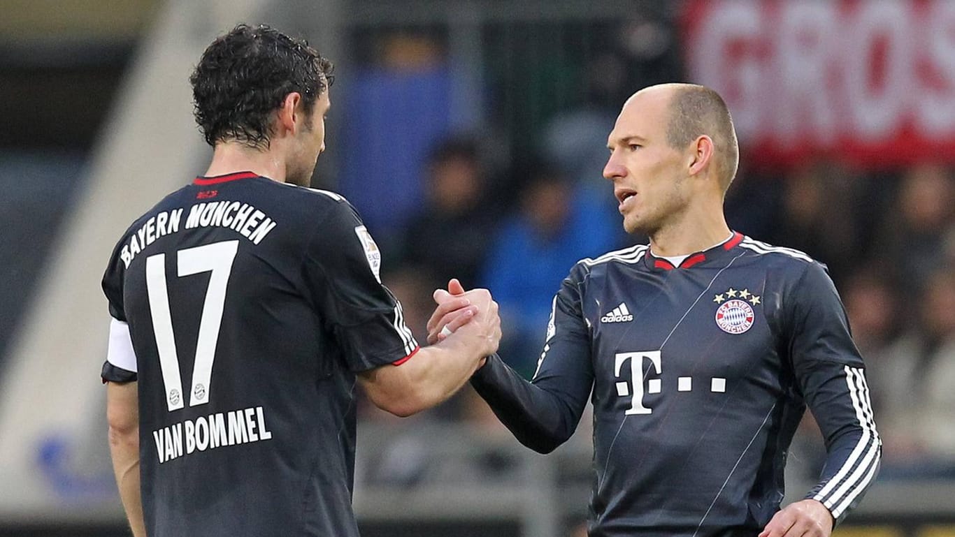Kennen sich vom FC Bayern und der "Elftal": Mark van Bommel (l.) und Arjen Robben.