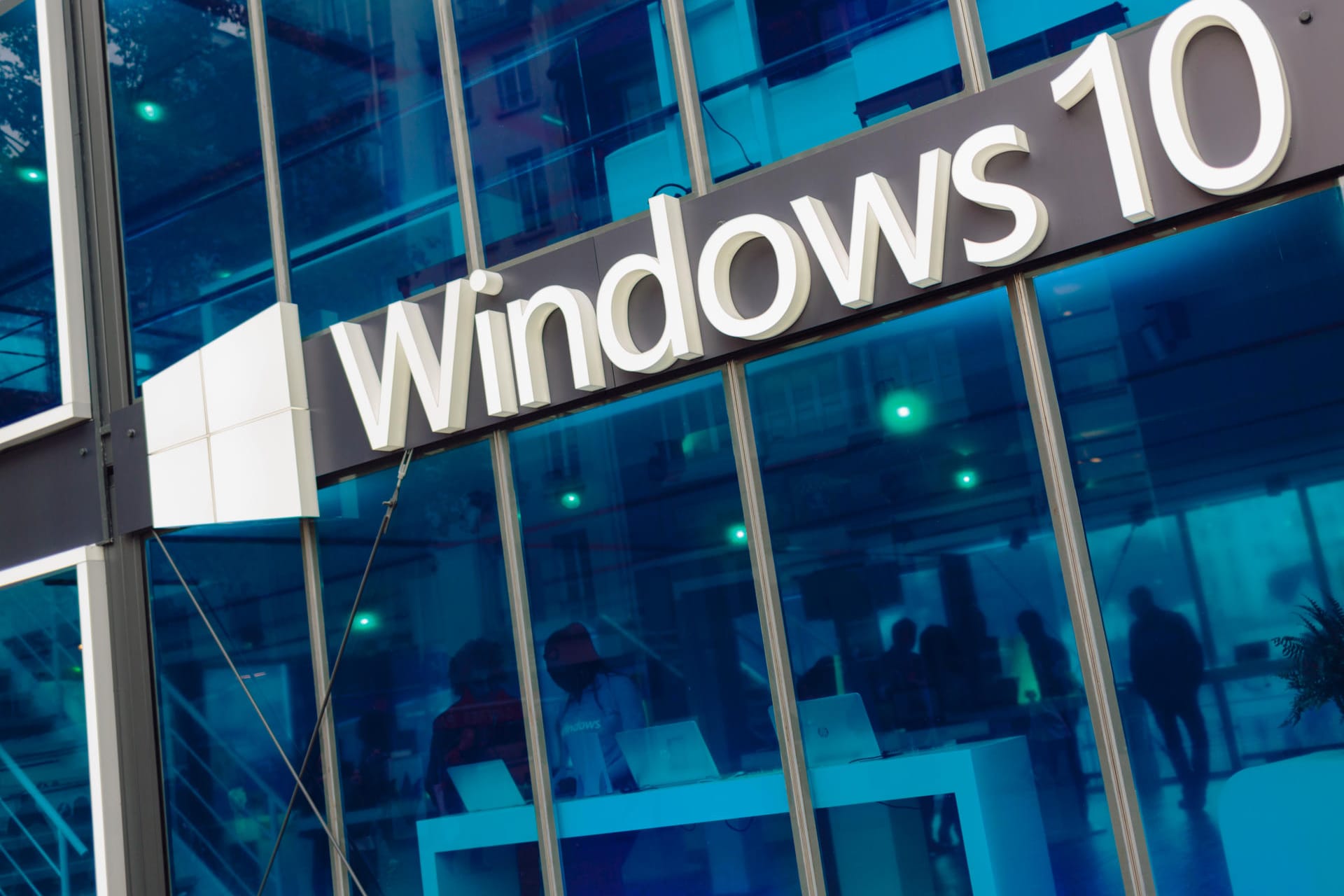 Microsoft Windows 10-Logo: Microsoft plant offenbar eine Aboversion des Betriebssystems.