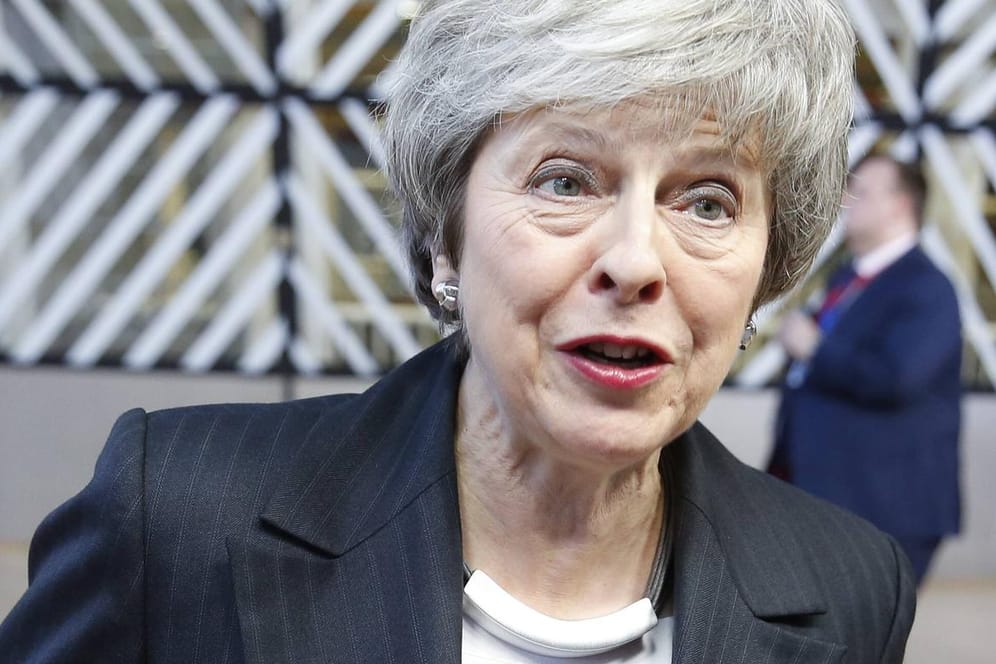 Theresa May beim EU-Gipfel in Brüssel: In Großbritannien ist das Echo auf die Ergebnisse, die die Premierministerin in Sachen Brexit-Deal vorzuweisen hat, verheerend.
