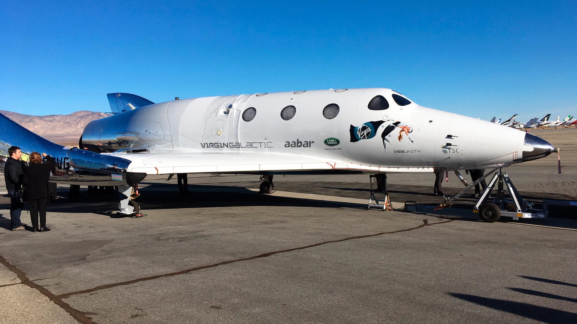 Das Weltraumflugzeug von Virgin Galactic: 250.000 Dollar ist zukünftigen Weltraum-Touristen ihre Reise ins All wert.