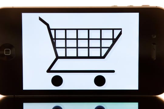 Vor Weihnachten sollten Konsumenten die Preise im Onlinehandel gut vergleichen.
