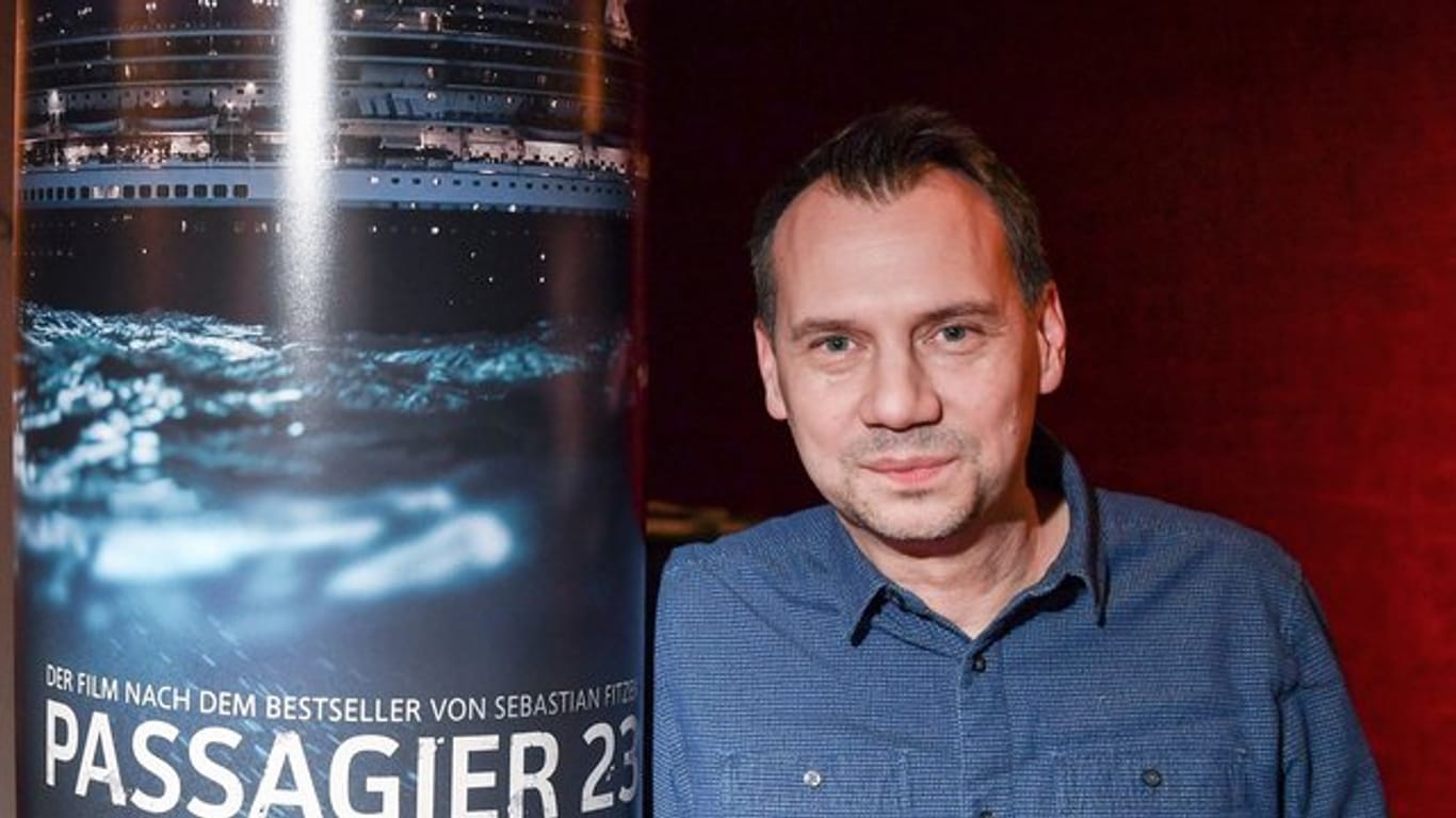 Der Bestseller-Autor Sebastian Fitzek hat die Vorlage für den RTL-Thrillers "Passagier 23 -Verschwunden auf hoher See" geliefert.