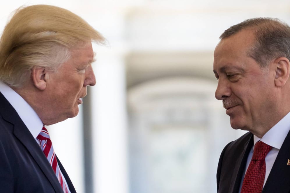 US-Präsident Donald Trump und der türkische Präsident: Erdogan will eine Miliäroffensive in Syrien starten.