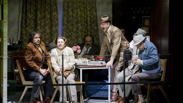 Matthias Mosbach (l-r), Christopher Nell, Waldemar Kobus und Norbert Stöß spielen in "Haußmanns Staatssicherheitstheater". Matthias Mosbach (l-r), Christopher Nell, Waldemar Kobus und Norbert Stöß spielen in "Haußmanns Staatssicherheitstheater".