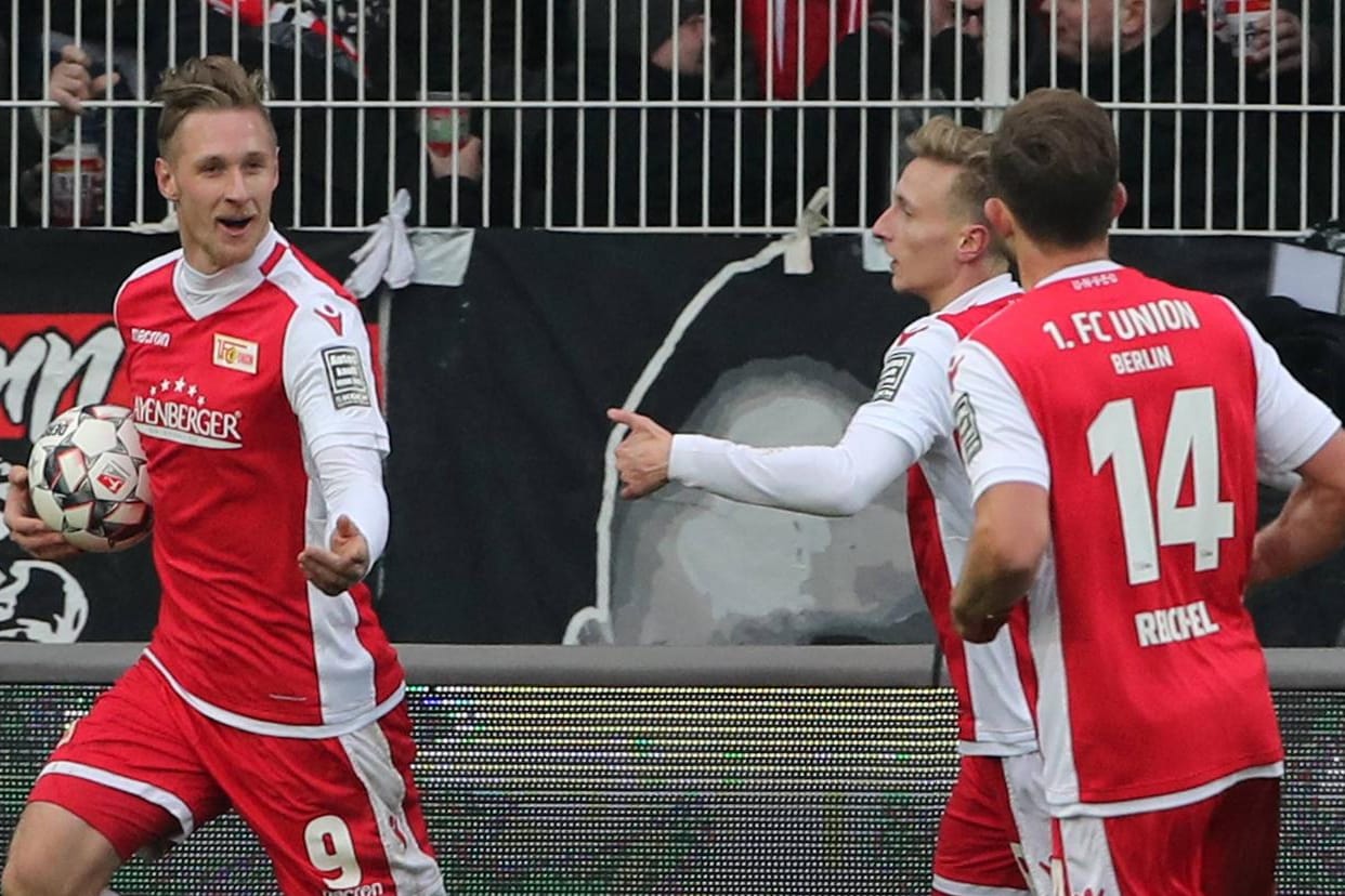 Die Eisernen jubeln: Sebastian Polter (l.) feiert seinen Treffer zur 1:0-Führung gegen Bochum.