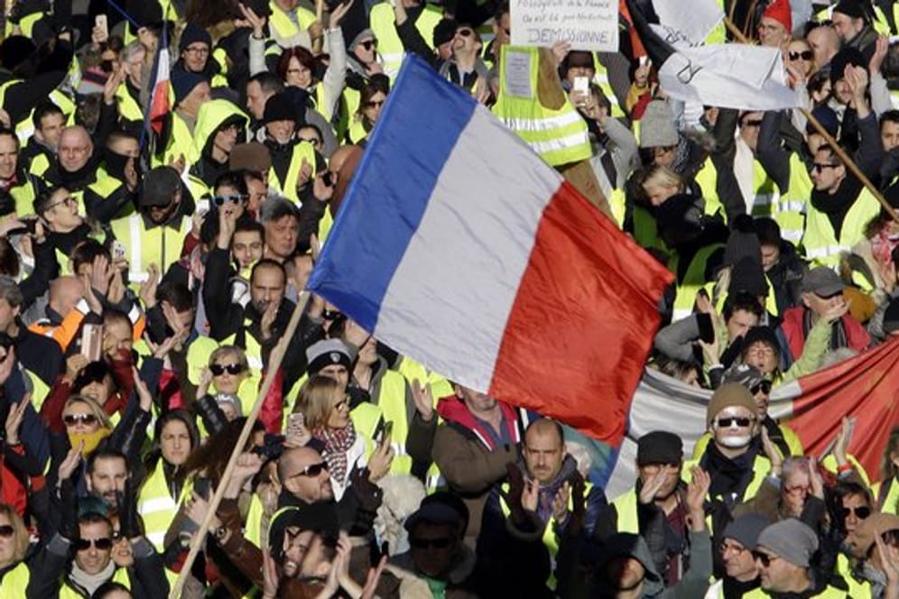 "Gelbwesten" demonstrieren in Marseille.
