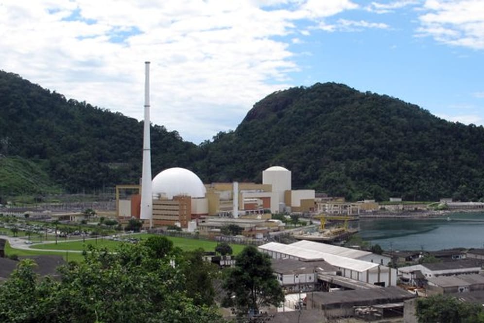 Der Druckwasserreaktor Angra III entsteht derzeit in Angra dos Reis, rund 150 Kilometer südlich von Rio de Janeiro.