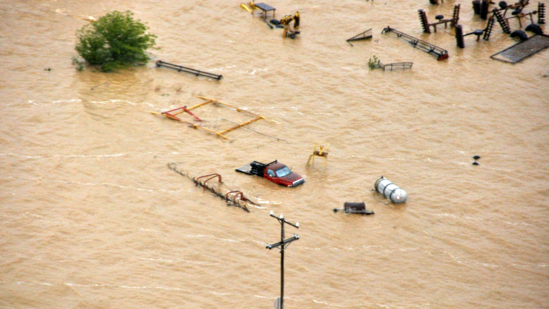 Überschwemmungen in Pocahontas, USA: Die Weltgemeinschaft hat sich auf ein Regelbuch zum Klimaabkommen geeinigt – aber reicht das? Überschwemmungen in Pocahontas, USA: Die Weltgemeinschaft hat sich auf ein Regelbuch zum Klimaabkommen geeinigt – aber reicht das?