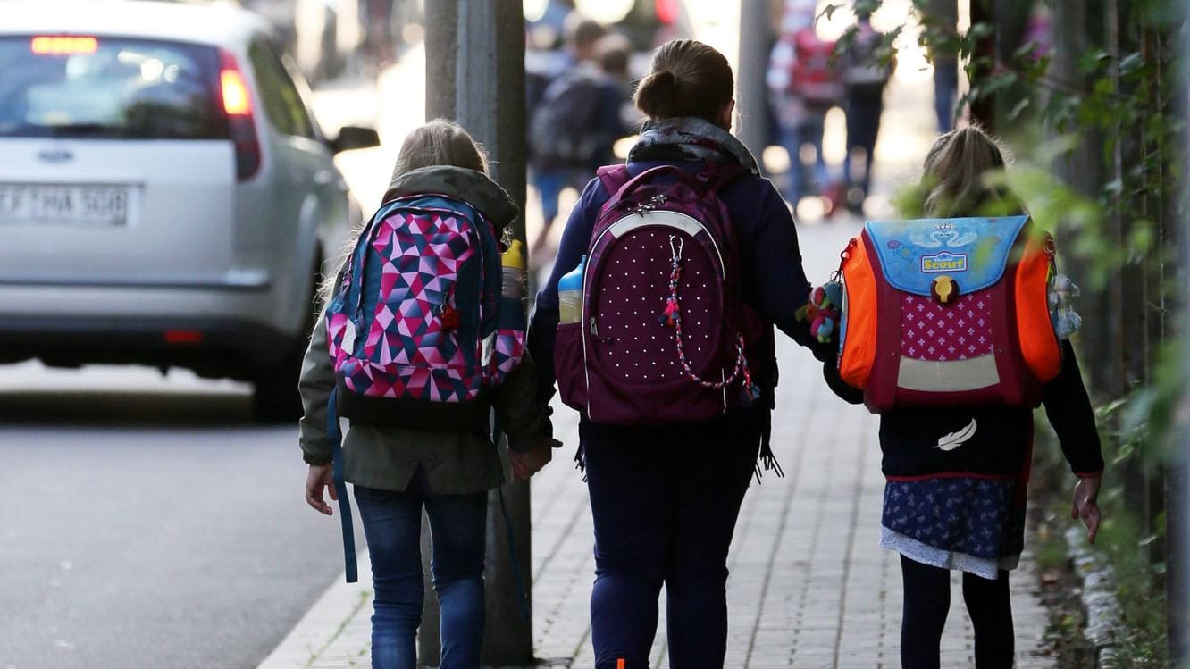 Schüler: Eine Berliner Waldorfschule lehnt es ab, das Kind eines AfD-Politikers aufzunehmen.