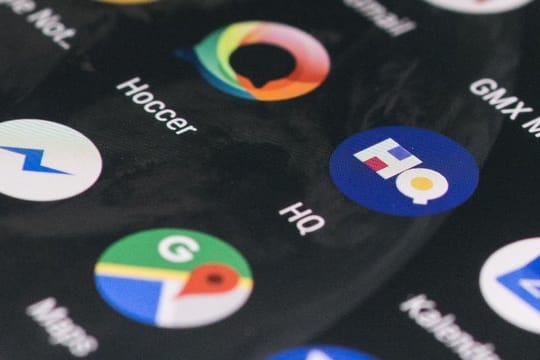 Die Live-Quiz-App HQ Trivia auf einem Smartphone.