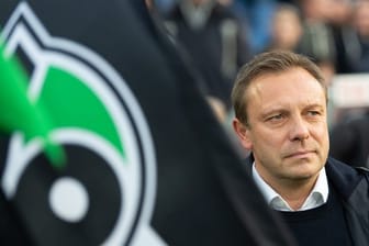 Hannovers Trainer André Breitenreiter will mit seinem Team im Abstiegskampf die Wende schaffen.