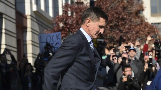 FBI-Sonderermittler Robert Mueller hatte empfohlen, Michael Flynn wegen dessen Kooperation bei den Russland-Ermittlungen nicht zu inhaftieren. FBI-Sonderermittler Robert Mueller hatte empfohlen, Michael Flynn wegen dessen Kooperation bei den Russland-Ermittlungen nicht zu inhaftieren.