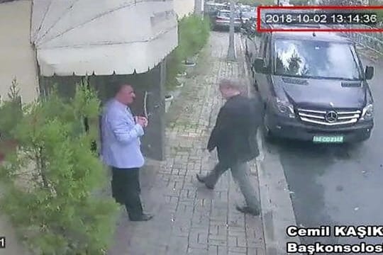 Einer von 80 ermordeten Journalisten in diesem Jahr: Jamal Khashoggi betritt das saudi-arabische Konsulat - ein Schritt, der ihn sein Leben kostet.